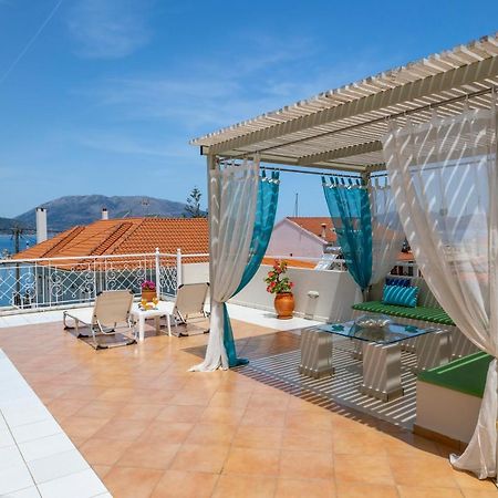 Sea Breeze Apartment Сами Екстериор снимка