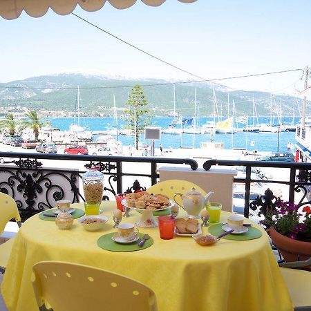 Sea Breeze Apartment Сами Екстериор снимка