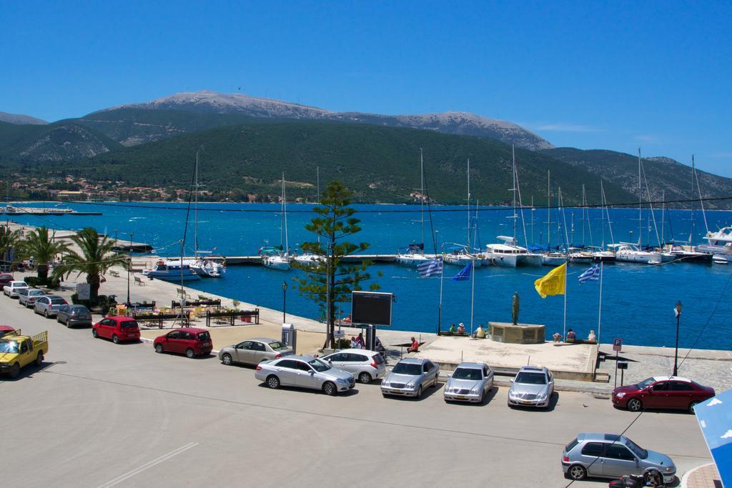 Sea Breeze Apartment Сами Екстериор снимка