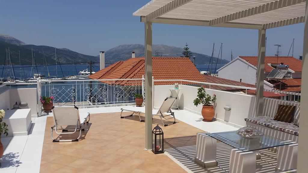 Sea Breeze Apartment Сами Екстериор снимка