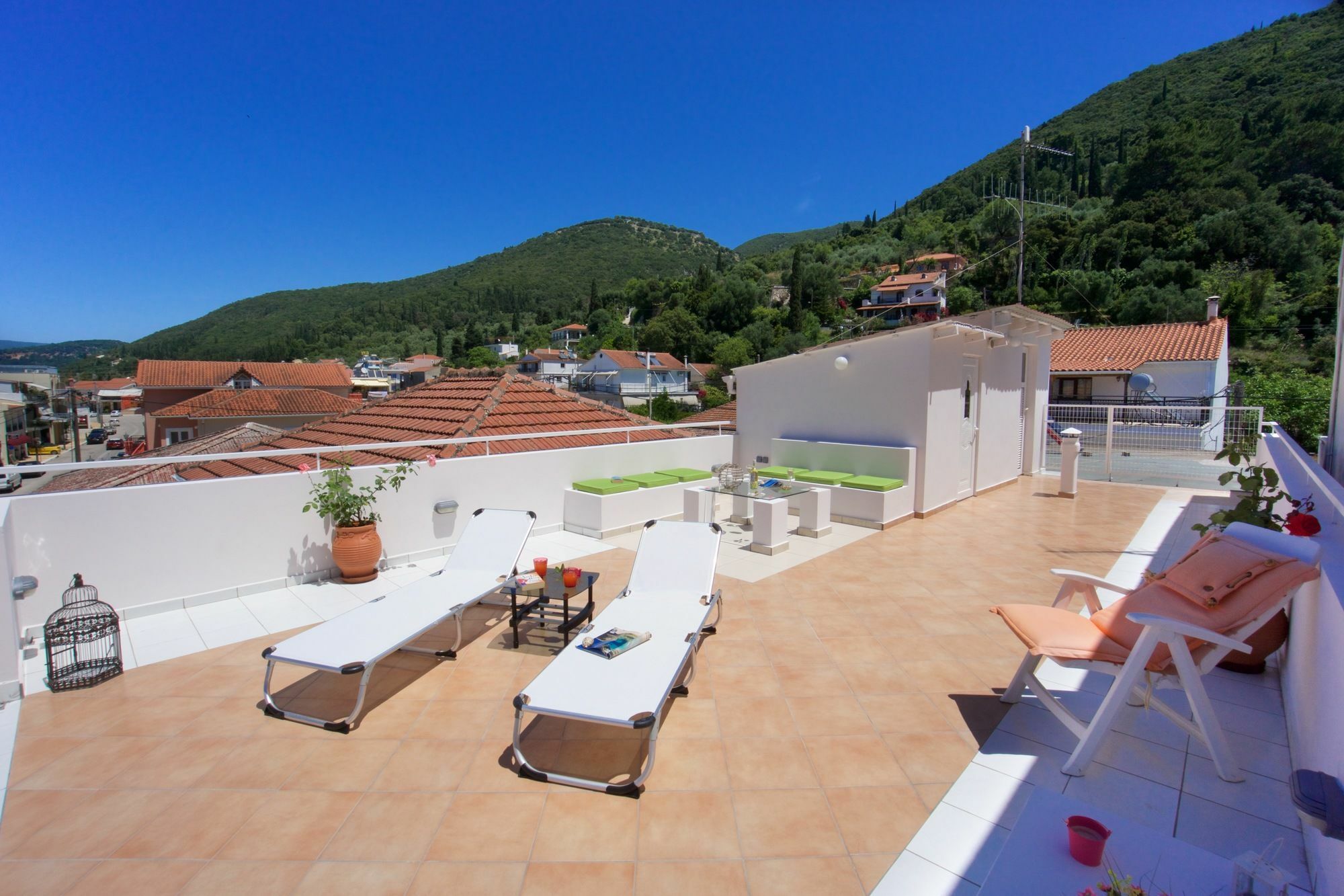Sea Breeze Apartment Сами Екстериор снимка