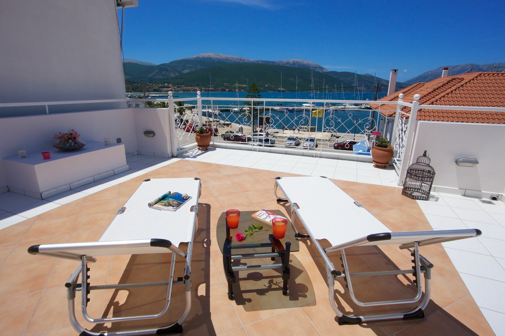 Sea Breeze Apartment Сами Екстериор снимка